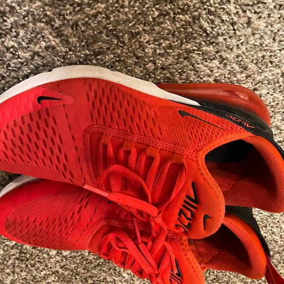 Nike Air Max 270 Red/Black - Picture 1 of 2